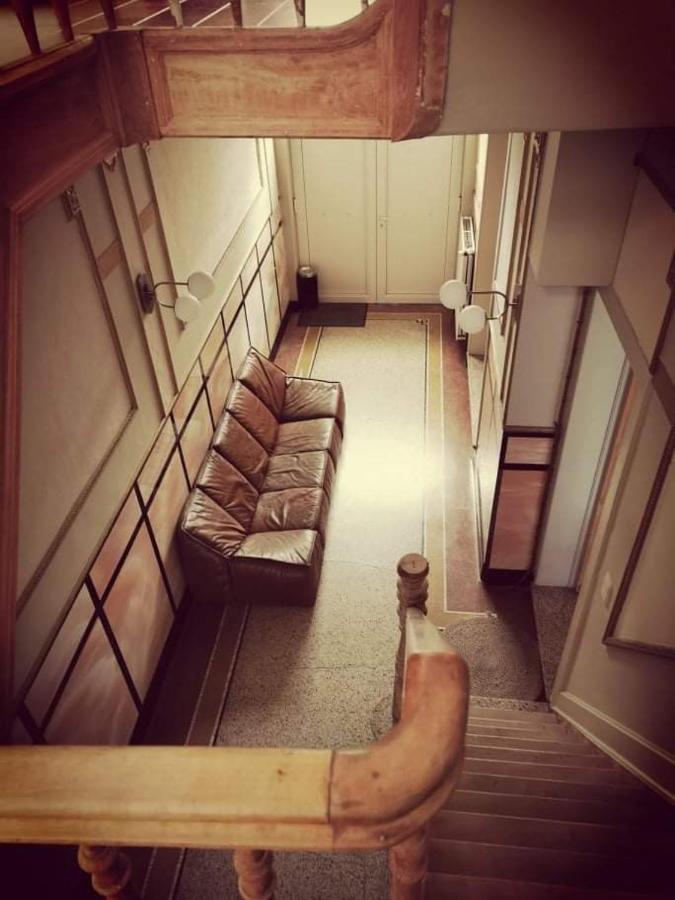 Karaktervolle Woning Met Zwembad Te Ronseヴィラ エクステリア 写真