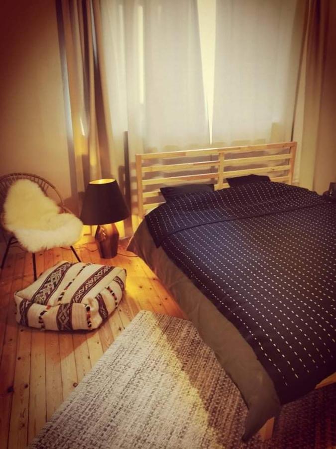 Karaktervolle Woning Met Zwembad Te Ronseヴィラ エクステリア 写真