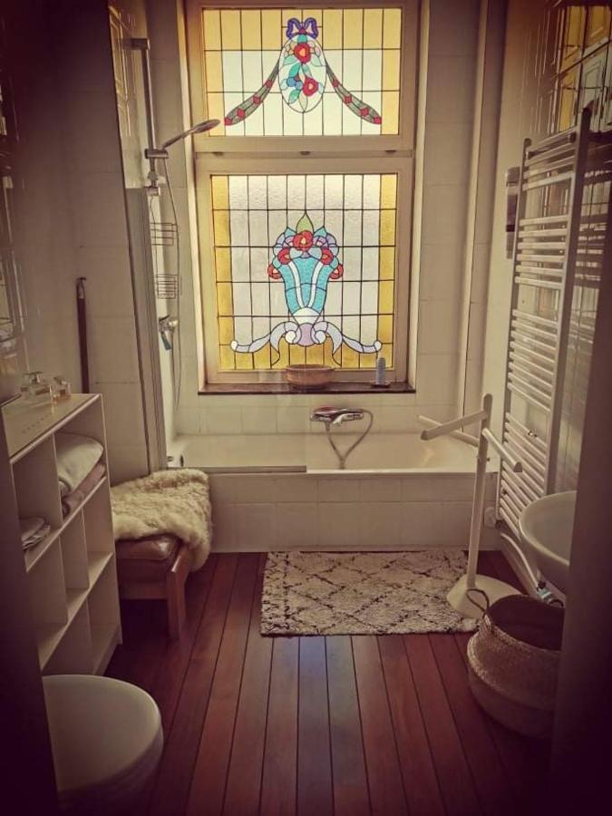Karaktervolle Woning Met Zwembad Te Ronseヴィラ エクステリア 写真